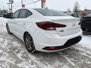2020 Hyundai Elantra Preferred w/Sun & Safety Package CARPLAY I MAGS I SIEGES ET VOLANT CHAUFFANTS I  CAMERA I in , Quebec - 4 - w320h240px