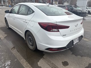 Hyundai Elantra Preferred 2020 à Montréal, Québec - 4 - w320h240px