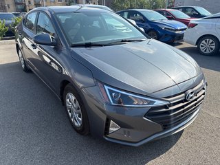 2020 Hyundai Elantra Essential in Montréal, Quebec - 2 - w320h240px