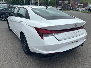 2021 Hyundai Elantra Essential in Montréal, Quebec - 4 - w320h240px