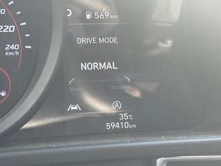 Hyundai Elantra Essential 2021 à Montréal, Québec - 5 - w320h240px