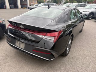 2024 Hyundai Elantra Preferred in Montréal, Quebec - 3 - w320h240px