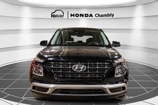 2024 Hyundai Venue Essential CAMERA I SIEGES CHAUFFANTS I CARPLAY I BLUETOOTH in Montréal, Quebec - 2 - w320h240px