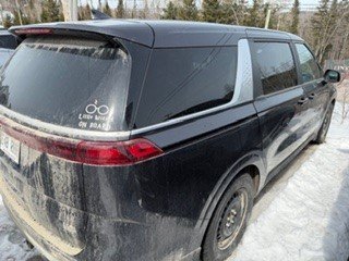 2023 Kia Carnival LX TA in Montréal, Quebec - 6 - w320h240px