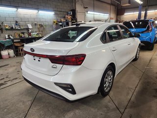 Kia Forte LX | AUTO | CAMERA | GARANTIE 10 ANS / 200000KMS | CARFAX CLEAN 2021 à , Québec - 3 - w320h240px