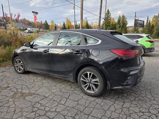 2022 Kia Forte5 EX | AUTO | CAMERA | GARANTIE 10 ANS / 200000 KM in , Quebec - 4 - w320h240px