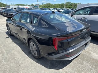 Kia K4 LX 2026 à Montréal, Québec - 4 - w320h240px