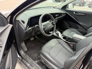 Kia Niro EV PREMIUM PLUS 2023 à Lachenaie, Québec - 5 - w320h240px