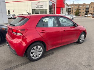 2021 Kia Rio 5-door LX+ in Montréal, Quebec - 3 - w320h240px