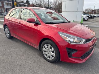 2021 Kia Rio 5-door LX+ in Montréal, Quebec - 2 - w320h240px