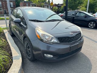 Kia Rio LX+ 2013 à Montréal, Québec - 2 - w320h240px