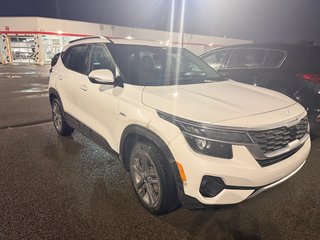 2022 Kia Seltos LX in Montréal, Quebec - 3 - w320h240px