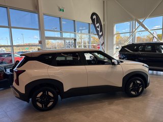 2027 Kia Seltos LX in Montréal, Quebec - 4 - w320h240px