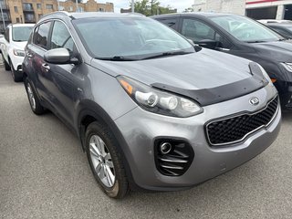 2017 Kia Sportage LX in Montréal, Quebec - 2 - w320h240px