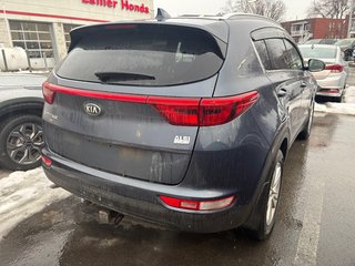 2018 Kia Sportage LX in Montréal, Quebec - 3 - w320h240px