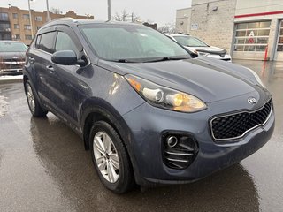 2018 Kia Sportage LX in Montréal, Quebec - 2 - w320h240px