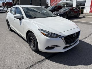 Mazda 3 GS CAMERA I BLUETOOTH I SIEGES ET VOLANT CHAUFFANTS I  MAGS 2017 à Montréal, Québec - 2 - w320h240px