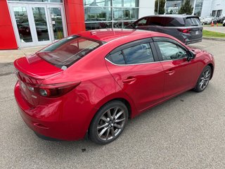 2018 Mazda 3 GT/JAMAIS ACCIDENTÉ/BAS KILOMÉTRAGES in Montréal, Quebec - 5 - w320h240px