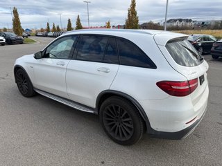 2017 Mercedes-Benz GLC AMG GLC 43/19 DOSSIERS D'ENTRETIENT in Lachenaie, Quebec - 3 - w320h240px