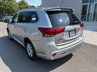 Mitsubishi OUTLANDER PHEV SEL HYBRIDE BRANCHABLE ECONOMIE ET DISTANCE 2020 à , Québec - 2 - w320h240px