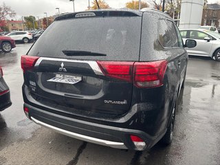 2016 Mitsubishi Outlander SE in , Quebec - 3 - w320h240px
