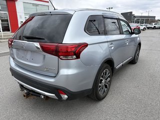 2016 Mitsubishi Outlander SE AWC 4 portes B1 PROPRIO JAMAIS ACCIDENTÉ I in Montréal, Quebec - 5 - w320h240px