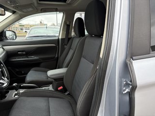 2016 Mitsubishi Outlander SE AWC 4 portes B1 PROPRIO JAMAIS ACCIDENTÉ I in Montréal, Quebec - 6 - w320h240px