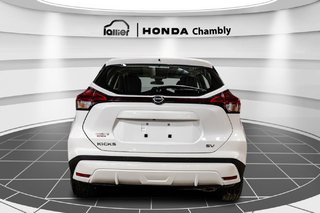 2022 Nissan Kicks SV  FREINS NEUFS AUX 4 ROUES I MAGS I DEMARREUR I SIEGES CHAUFFANTS I CARPLAY I in Montréal, Quebec - 6 - w320h240px