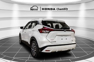 2022 Nissan Kicks SV  FREINS NEUFS AUX 4 ROUES I MAGS I DEMARREUR I SIEGES CHAUFFANTS I CARPLAY I in Montréal, Quebec - 5 - w320h240px