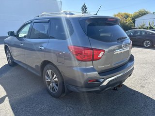 Nissan Pathfinder 4 RM 4 portes SV 123 000 KM SEULEMENT 7 PLACES 2017 à , Québec - 2 - w320h240px