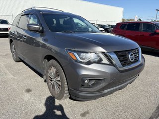 Nissan Pathfinder 4 RM 4 portes SV 123 000 KM SEULEMENT 7 PLACES 2017 à , Québec - 4 - w320h240px