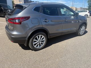 Nissan Qashqai SV AWD 2023 à Lachenaie, Québec - 3 - w320h240px