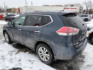2016 Nissan Rogue SV in Montréal, Quebec - 4 - w320h240px