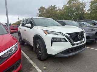 2023 Nissan Rogue S AWD in Montreal, Quebec - 3 - w320h240px