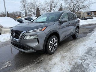 2023 Nissan Rogue SV Midnight Edition in Montreal, Quebec - 2 - w320h240px