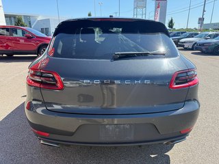 2017 Porsche Macan BASE/AWD in Lachenaie, Quebec - 4 - w320h240px