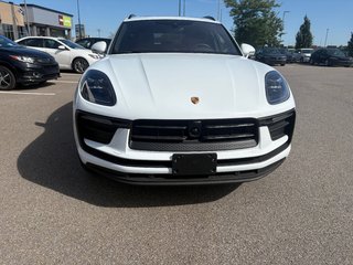 Porsche Macan  2024 à Lachenaie, Québec - 5 - w320h240px