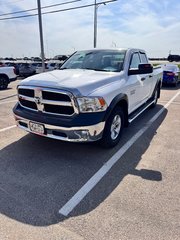 Ram 1500 ST 2017 à Lachenaie, Québec - 2 - w320h240px