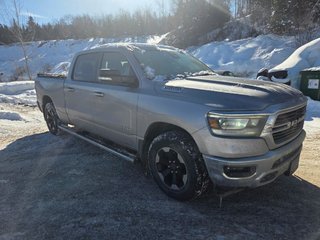 Ram 1500 BIG HORN | 4X4 | V6 | CREW CAB | CARFAX CLEAN 2019 à Montréal, Québec - 2 - w320h240px