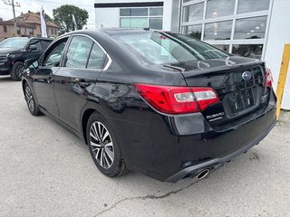 2018 Subaru Legacy Touring in Montréal, Quebec - 3 - w320h240px