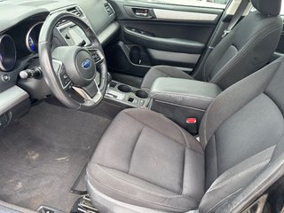 2018 Subaru Legacy Touring in Montréal, Quebec - 6 - w320h240px