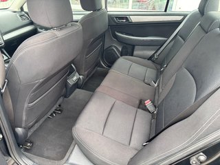 2018 Subaru Legacy Touring in Montréal, Quebec - 5 - w320h240px