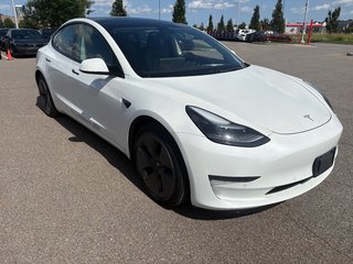 Tesla Model 3  2021 à Lachenaie, Québec - 3 - w320h240px