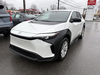 2024 Toyota bZ4X LE 1 PORPRIO I JAMAIS ACCIDENTÉ I CARPLAY I SIEGES CHAUFFANTS I MAGS I SECURITE ACTIVE in Montréal, Quebec - 3 - w320h240px