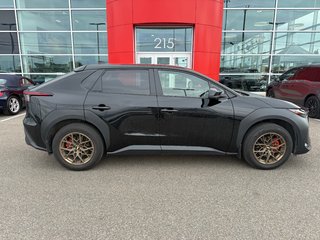 Toyota bZ4X LE/FWD/ 8 JANTES 8 PNEUS 2024 à Lachenaie, Québec - 6 - w320h240px