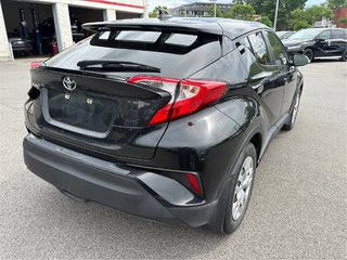 Toyota C-HR  2019 à Montréal, Québec - 3 - w320h240px