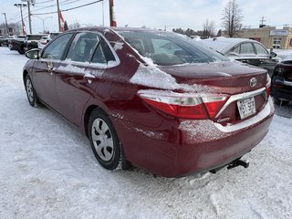 2015 Toyota Camry LE 57 000 KM SEULEMENT I 1 PROPRIO I SIEGES CHAUFFANTS I CAMERA I BLUETOOTH I in , Quebec - 4 - w320h240px