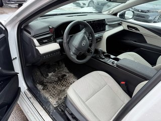 Toyota Camry Hybrid XLE 2025 à Lachenaie, Québec - 5 - w320h240px