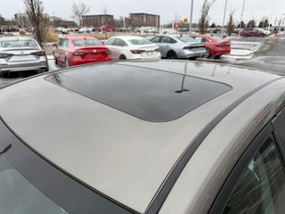 2017 Toyota Corolla LE in Lachenaie, Quebec - 4 - w320h240px