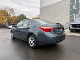 2018 Toyota Corolla LE in Montreal, Quebec - 6 - w320h240px